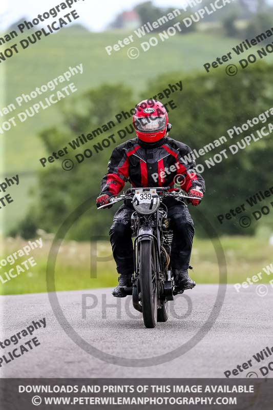 Vintage motorcycle club;eventdigitalimages;no limits trackdays;peter wileman photography;vintage motocycles;vmcc banbury run photographs